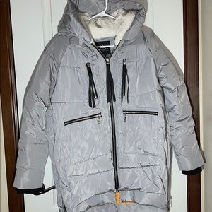 really cute warm greyish silver parka!!!